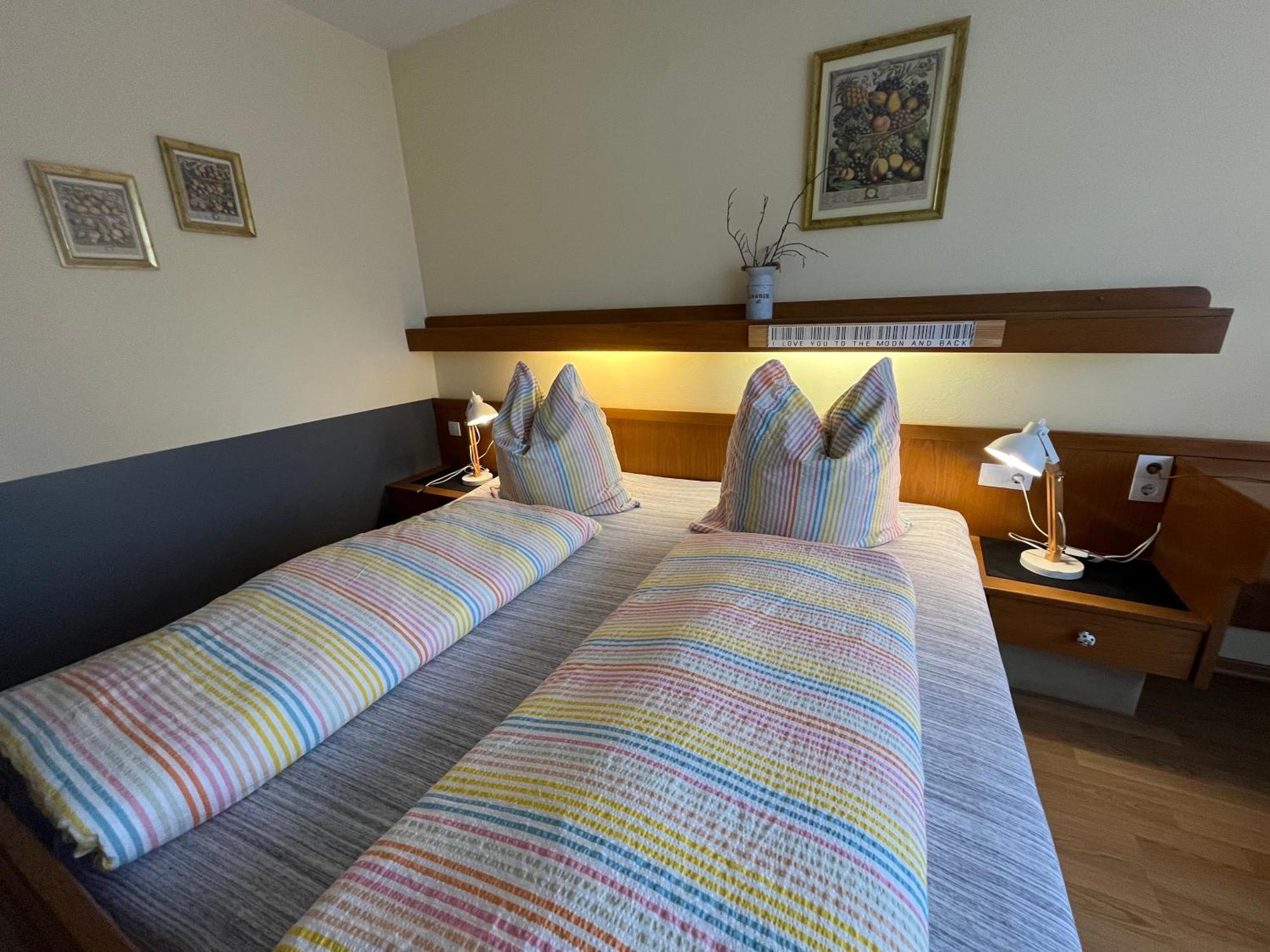 Goldener Hahn B&B Baiersbronn - Ferienwohnungen Mit Hotel Service Nahe Gartenschau Tal X Room photo