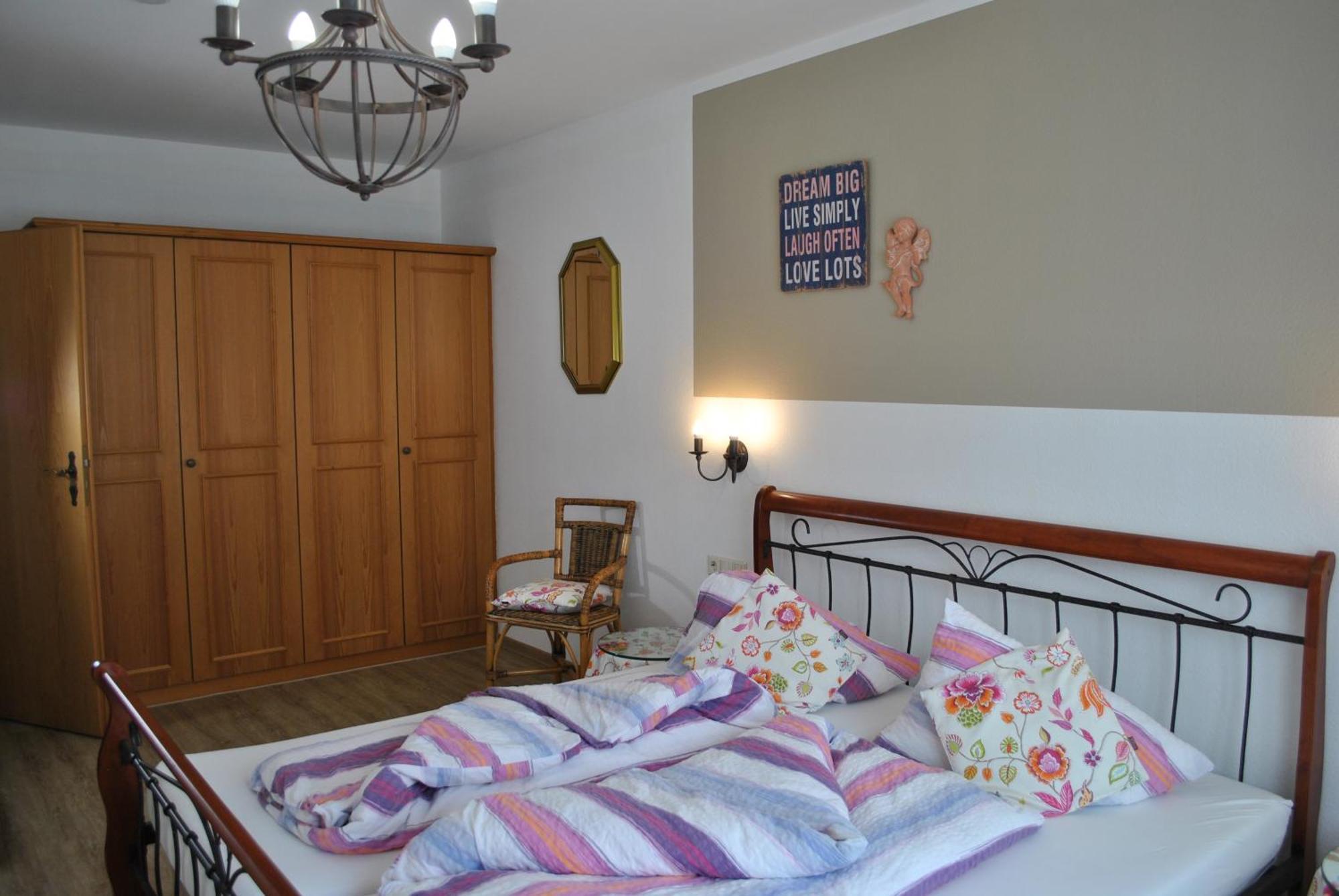Goldener Hahn B&B Baiersbronn - Ferienwohnungen Mit Hotel Service Nahe Gartenschau Tal X Room photo